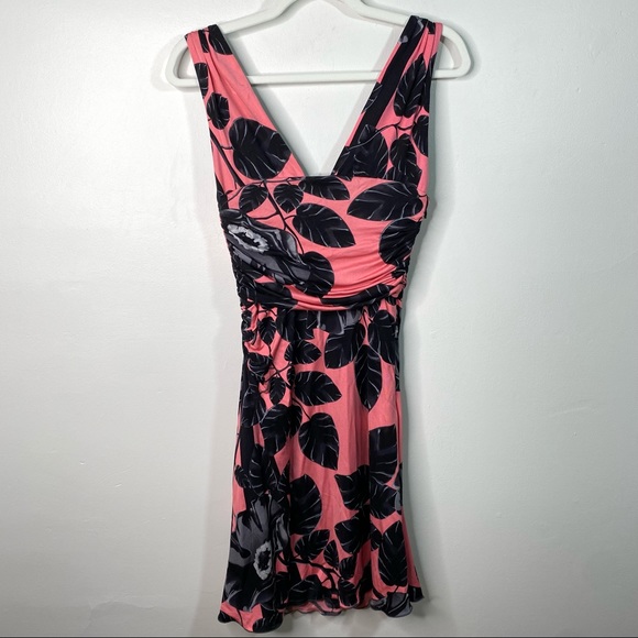 VERSACE Pink and Black Floral Sleeveless V-Neck Cocktail Dress - Size 8 - Picture 2 of 15